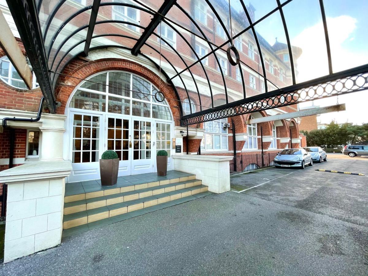 Modern Family Apartment Free Parking And Gym By Beach Bournemouth Zewnętrze zdjęcie