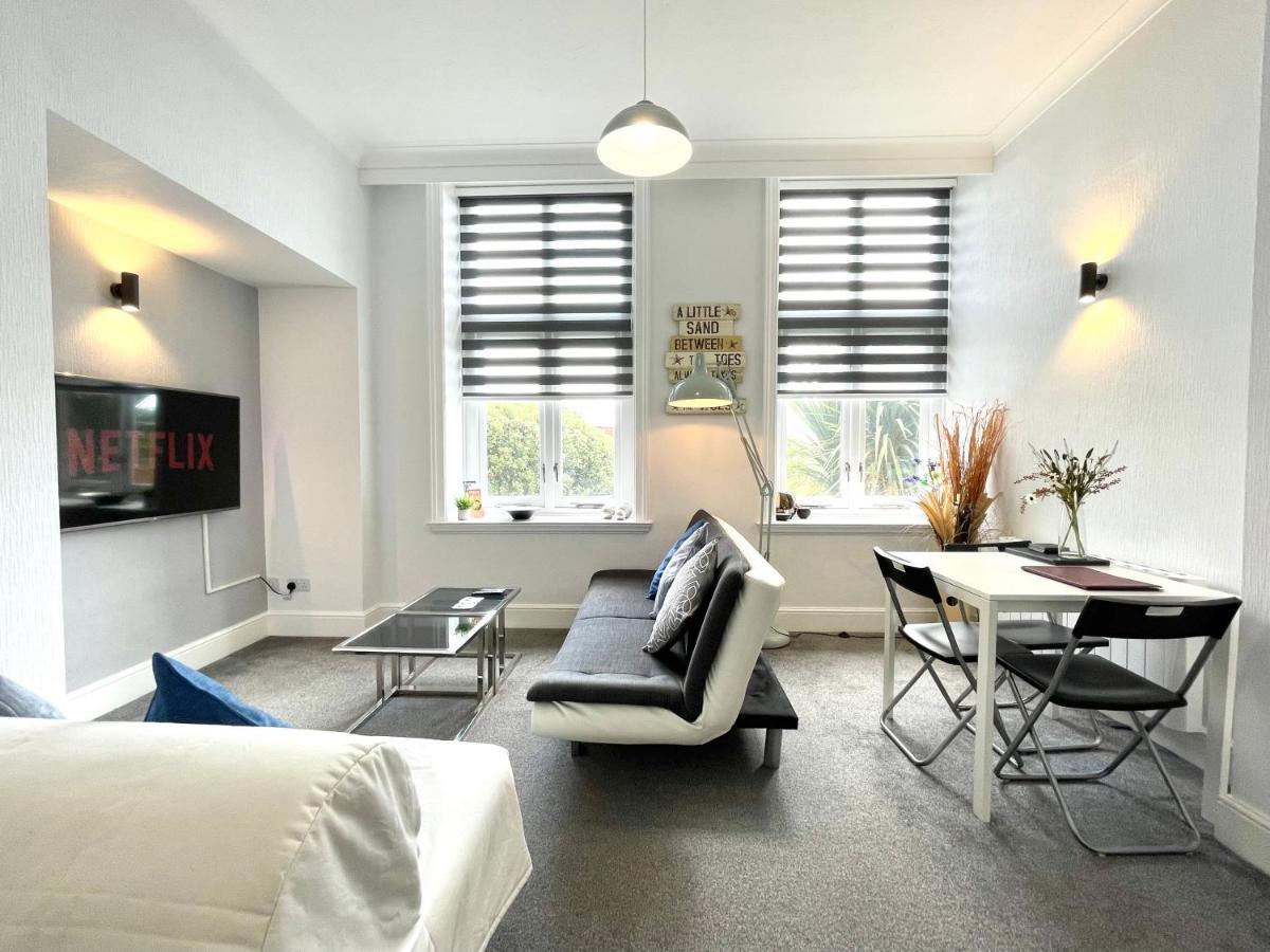 Modern Family Apartment Free Parking And Gym By Beach Bournemouth Zewnętrze zdjęcie